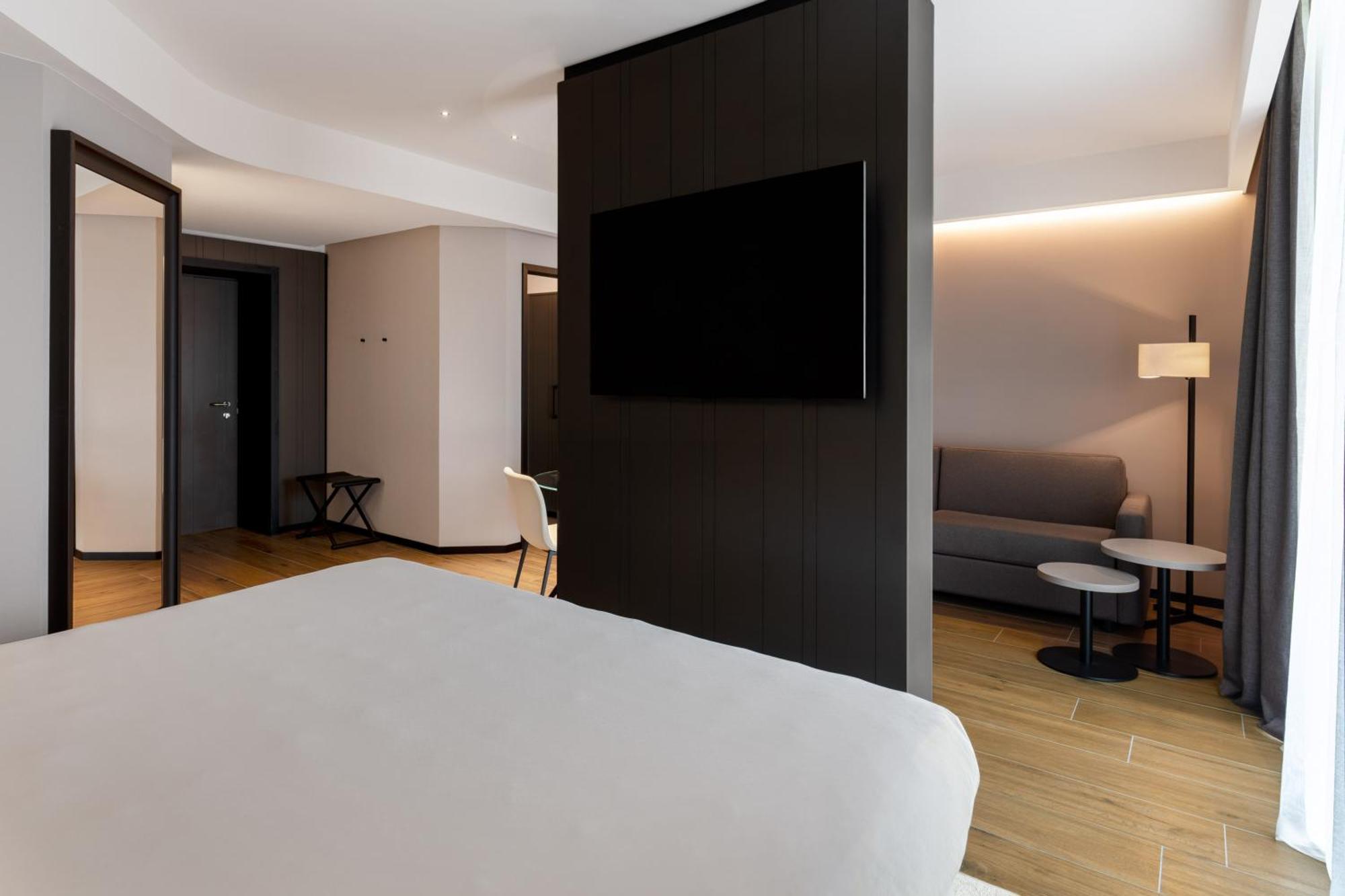 Radisson Blu Hotel, Bergamo Choruslife Exterior photo