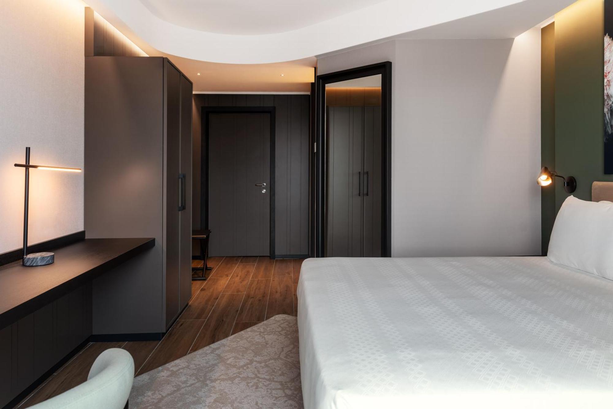 Radisson Blu Hotel, Bergamo Choruslife Exterior photo